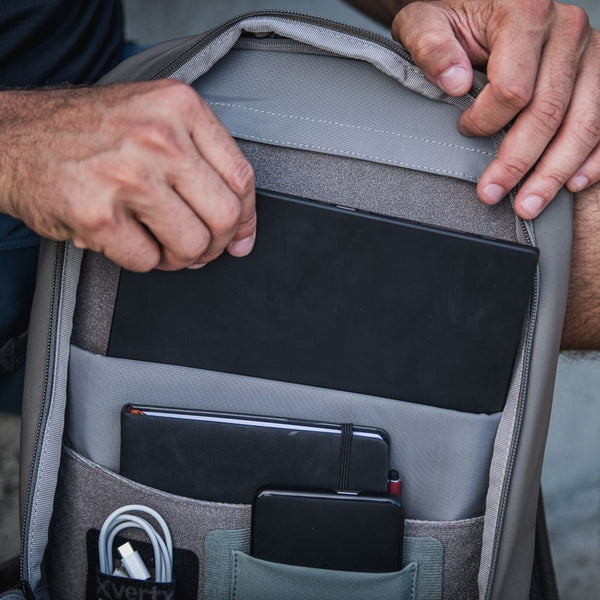 Vertx Urban Ghost 20L Backpack